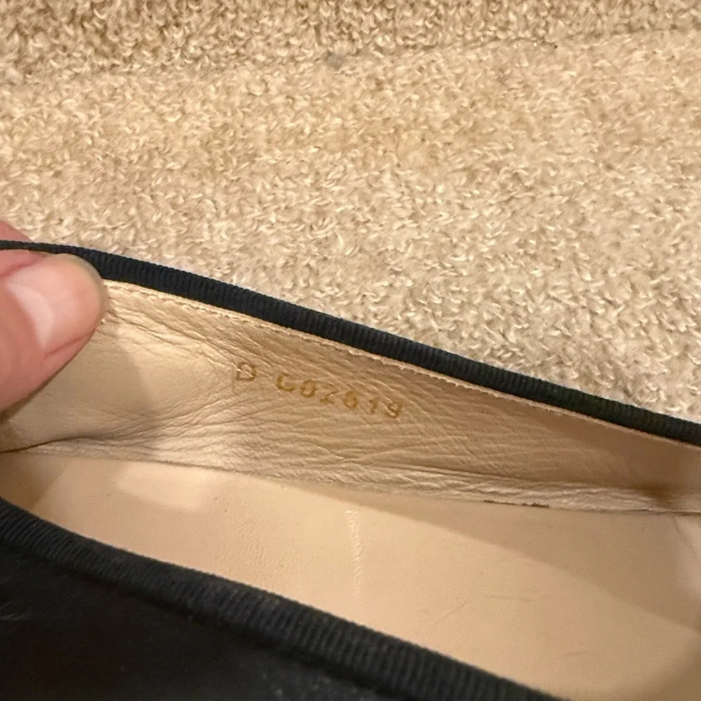 CHANEL Black Patent Leather Flats - Picture 6 of 10